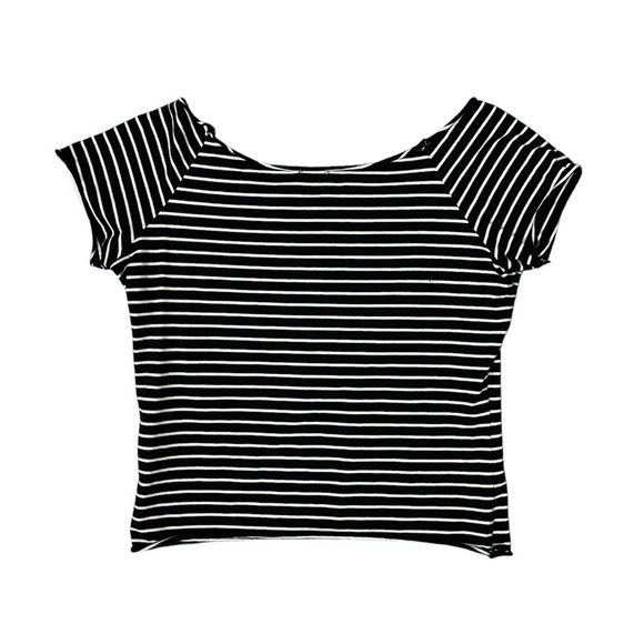 BRANDY MELVILLE black and white striped crop top - Picture 2 of 2